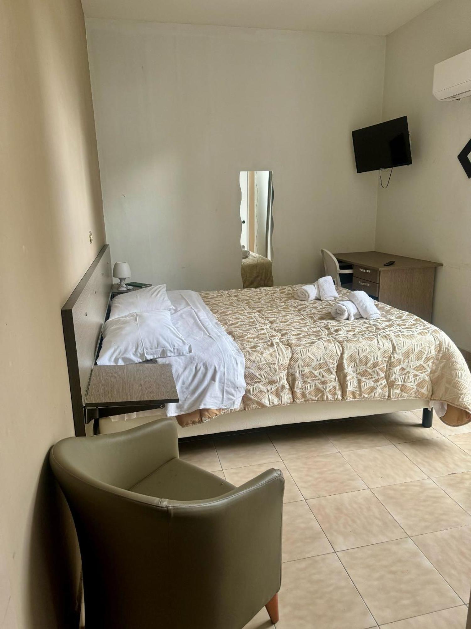 Hotel Il Santuario - بومبيي المظهر الخارجي الصورة