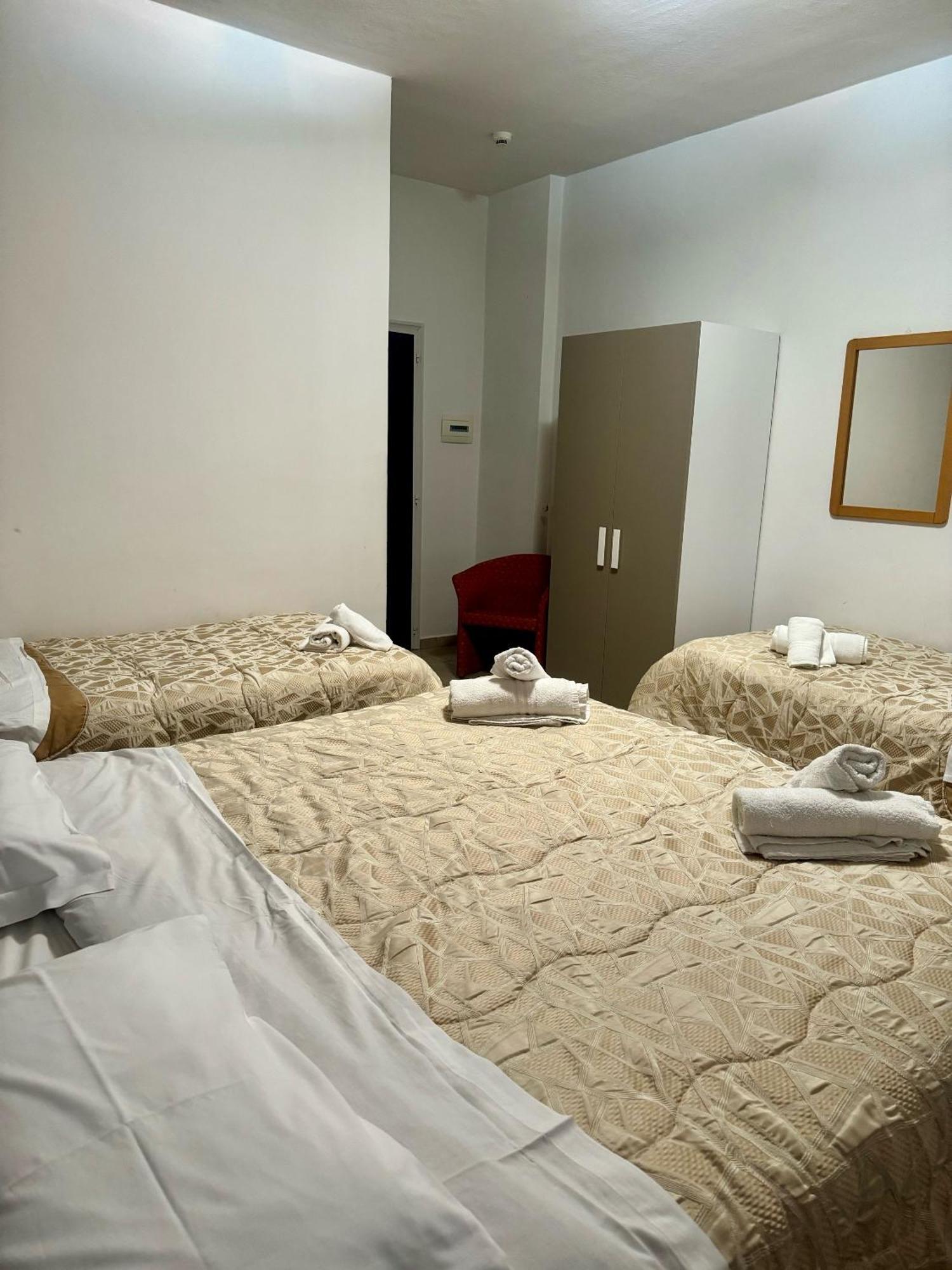 Hotel Il Santuario - بومبيي المظهر الخارجي الصورة